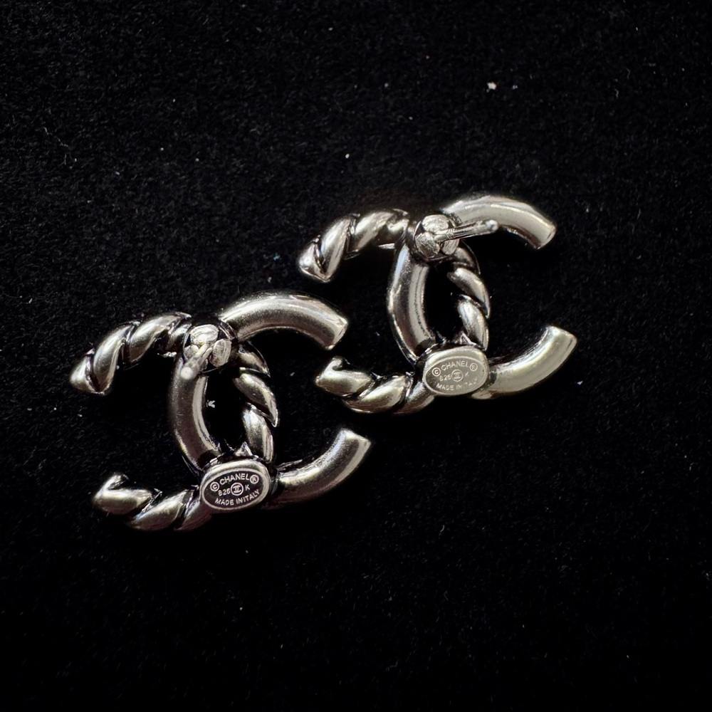 CHANEL Silver Twisted CC Logo Stud Earrings - Picture 3 of 3